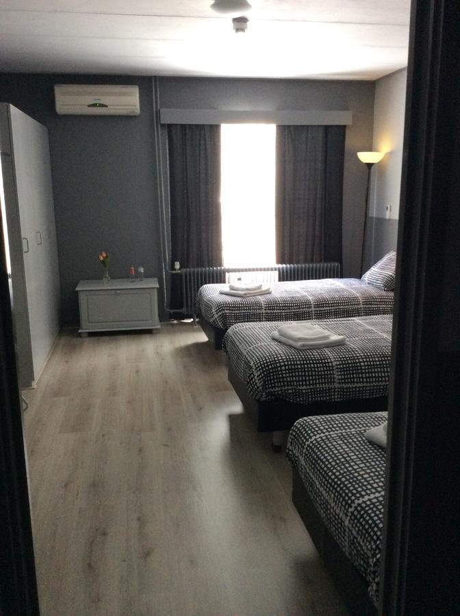 Hotel Den Berg Geertruidenberg Extérieur photo